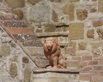 سانتا ماريا دالي أنشيلوتى - اسيسي
