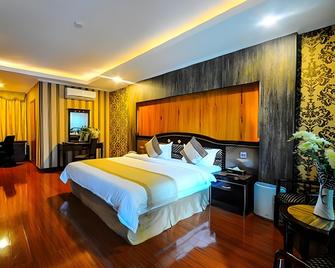 Interpark Hotel - Subic Bay Freeport Zone - Slaapkamer