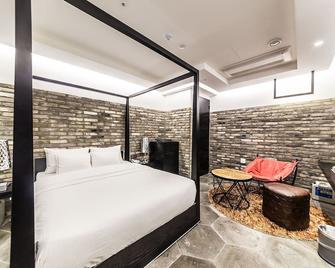 Hotel Forestar - Seoul - Bedroom