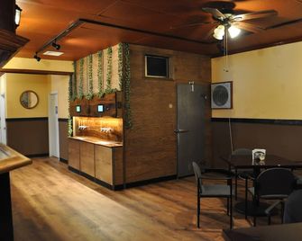 K7 Bed And Breakfast - Pahrump - Бар