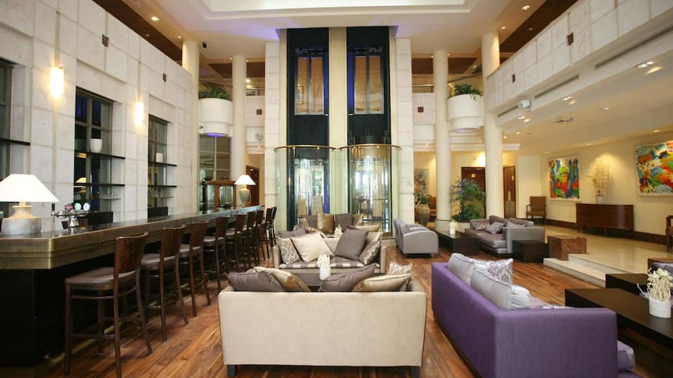 ميرابيل بلازا هايفا - دان هوتلز