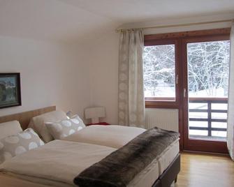 Hotel Berghof - Seefeld - Schlafzimmer