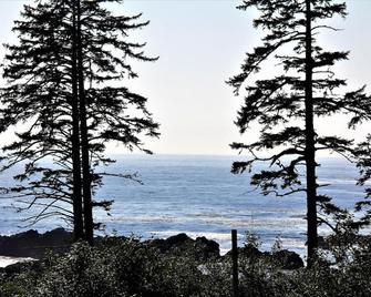 Blue Pacific - Ucluelet