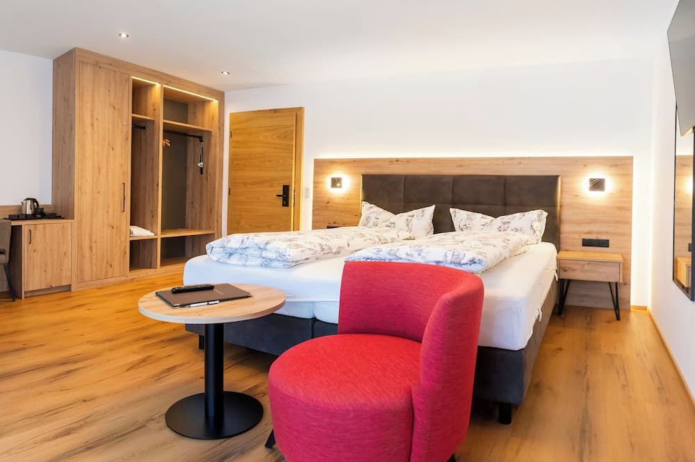 Hotel Schneeberger - Niederau