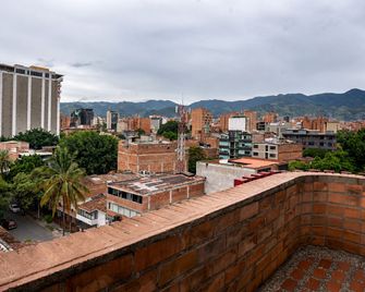 Hotel Egina Medellín - Medellín - Vista del exterior