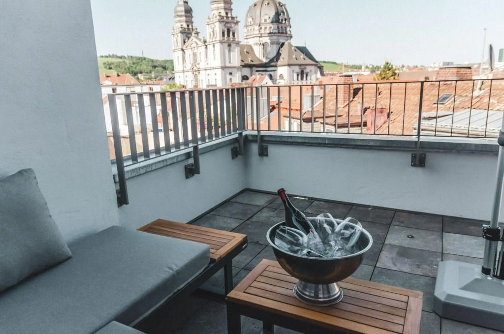 Altstadt Hotel Self Check-In - וירצבורג - מרפסת