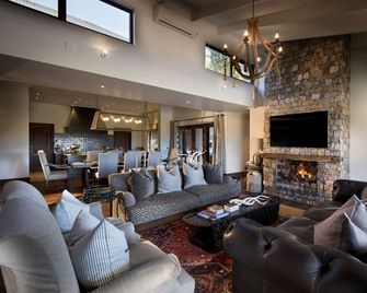 Kwandwe Fort House - Grahamstown - Sala de estar