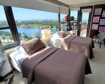 Beach-Pool Luxury Amazing Views and Sunsets - 1421 - Miami Beach - Ložnice