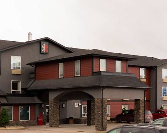 The Kanata Inns Invermere - Invermere - Building
