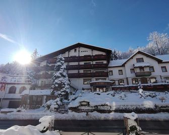 Holzschuhs Schwarzwaldhotel - Baiersbronn - Будівля