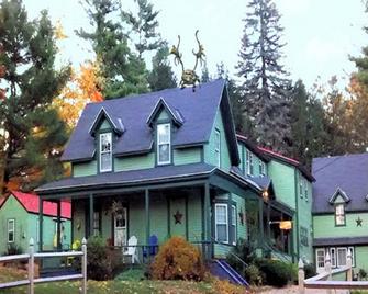 Spruce Moose Lodge - North Conway