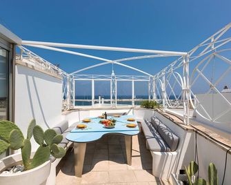 Torre Matta Historic Home - Otranto - Balcony