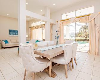 Fairway Haven - Wesley Chapel - Dining room