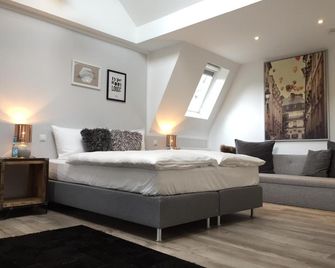 Stilvoll Café Bistro Hotel - Andernach