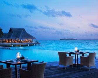 Taj Exotica Resort & Spa, Maldives - En'boodhoofinolhu - Restaurant