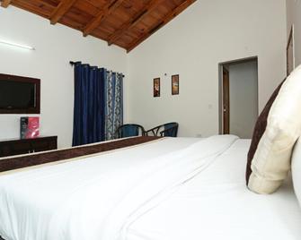 The Silver Tree Inn - Bhimtal - Habitación