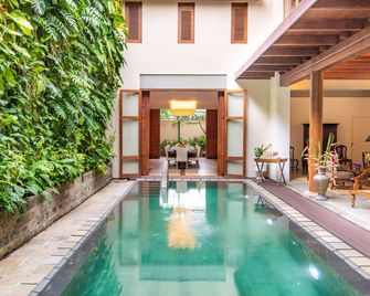 Ishq Colombo - Colombo - Pool