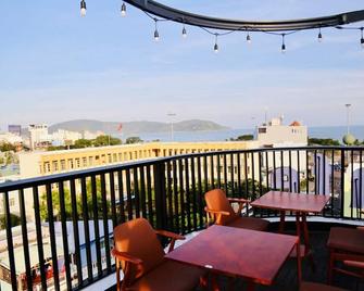 Mira Hotel - Qui Nhon - Balkon