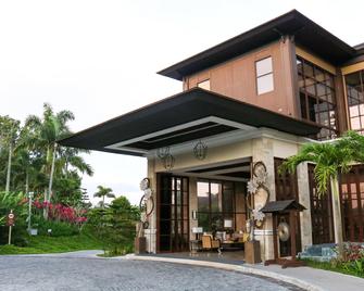 Anya Resort - Tagaytay - Bina
