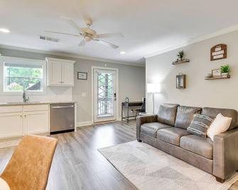 Walkable Condo 3 Mi to Unicoi State Park - Helen - Sala de estar