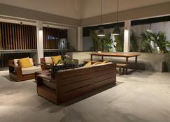 Stunning Modern Tropical Beach Villa with Private Pool - Trairi - Pátio