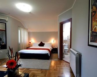 Villa Forest - Belgrade - Bedroom