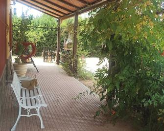 Villa Castellanos near Lagunas de Ruidera - Tomelloso - Patio