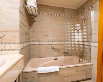 Hotel Antequera Hills - Antequera - Bad