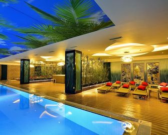 Azura Deluxe Resort & Spa - Avsallar - Pool