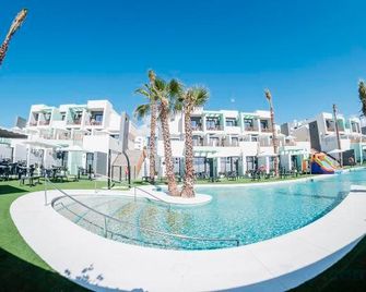 On The Residence - Matalascanas - Pool