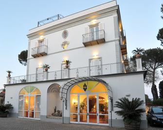 Oasi Olimpia Relais - Massa Lubrense - Edificio