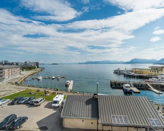 Thon Hotel Harstad - Harstad - Budova