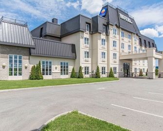 Comfort Inn & Suites - Lévis - Byggnad