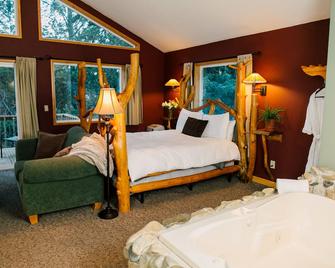 Pine River Ranch B&B - Leavenworth - Bedroom