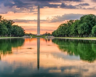 AKA White House District - Washington, D.C. - Building