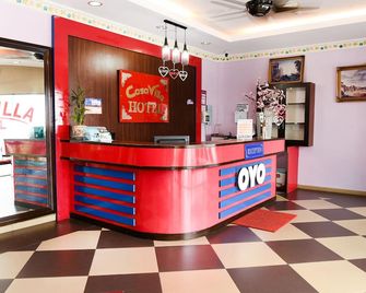 Hotel O Casavilla Hotel - Batu Caves - Recepción