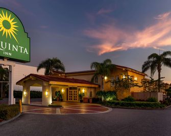 La Quinta Inn Tampa Airport Stadium Westshore - Tampa - Edificio