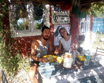 Chacha Sip 'N'Dine Restaurant And Home Stay - Chamba