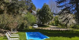 Cabañas Rucaleufu - San Martín de los Andes - Piscina