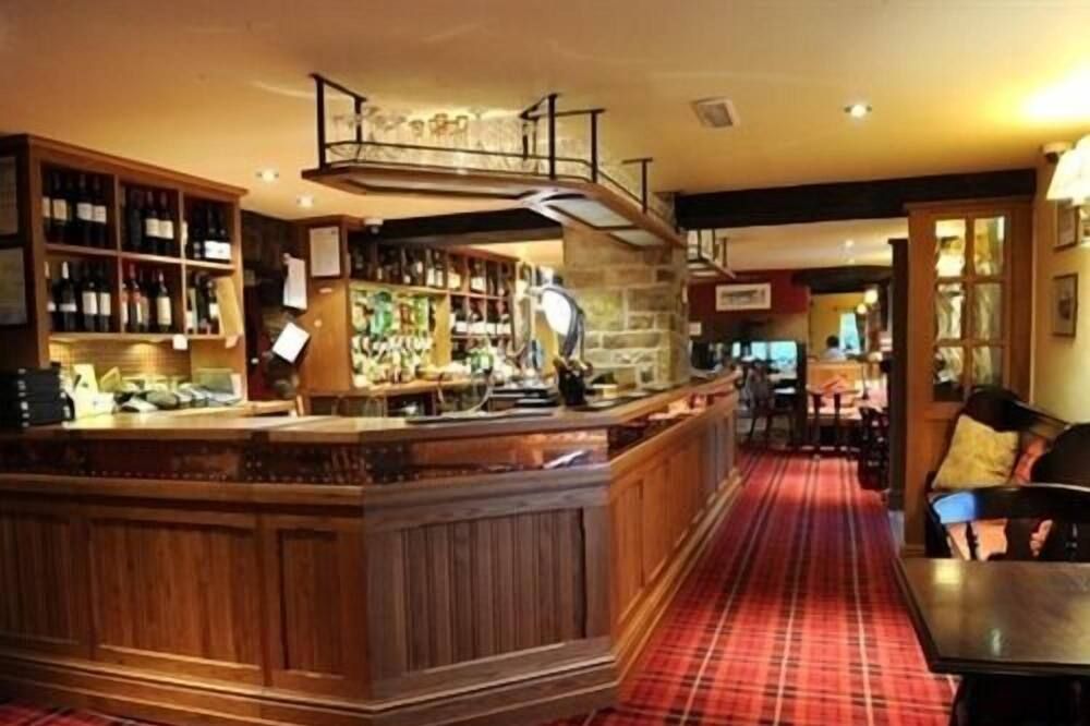 The Plough Inn - Hope Valley - Bar