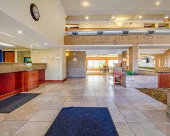 Tulsa Square Hotel Central, I-44 By OYO - טולסה - לובי