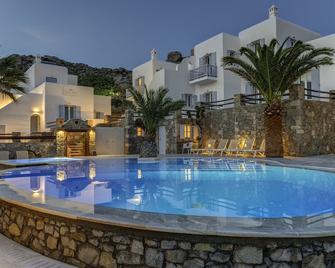 Makis Place - Tourlos - Pool