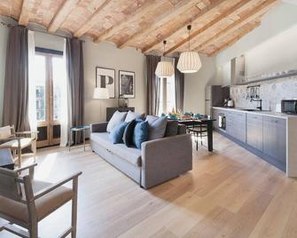 Habitat Apartments Alaia - Barcelona - Wohnzimmer