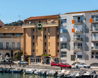 B&B HOTEL Sète Centre Gare - Сет - Будівля