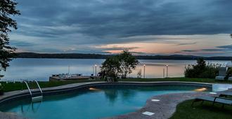 Auberge Villa Bellerive - Nominingue - Piscina