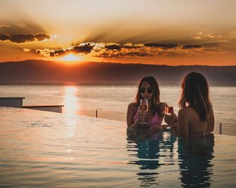 Marino Wellness - Alì Terme