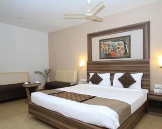 La Sara Vista - Bengaluru - Bedroom
