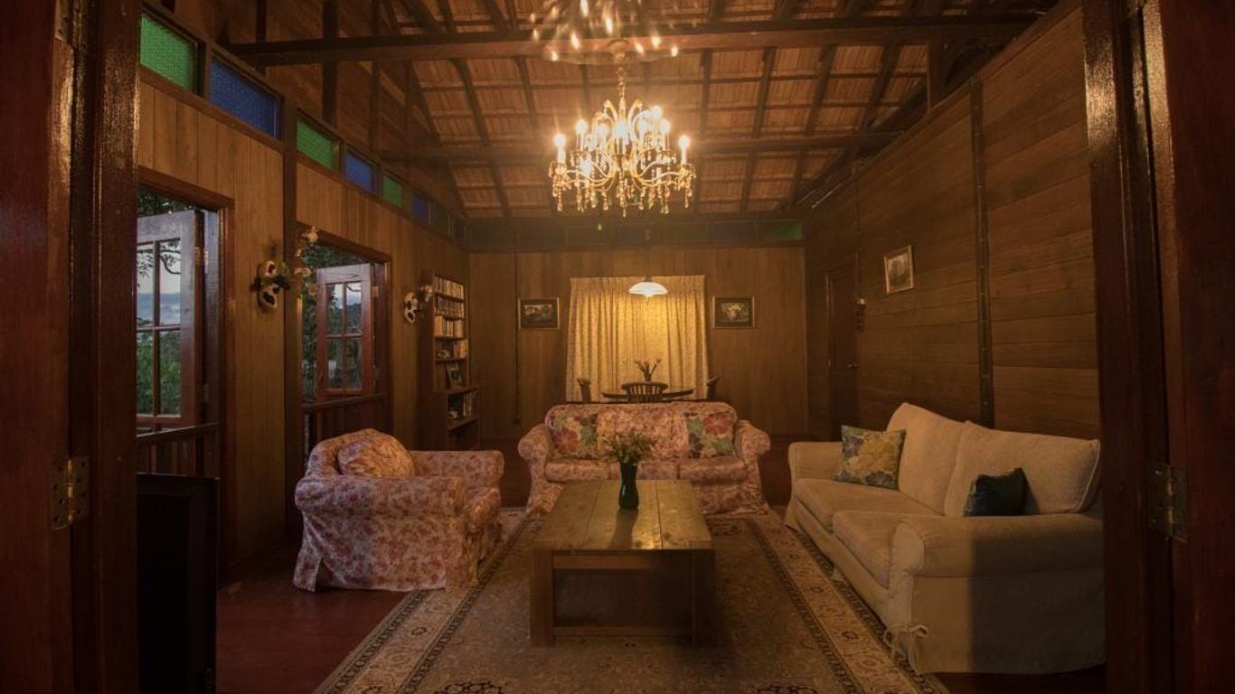 De Serenity - Exclusive Jungle Retreat