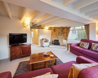 Host Stay Ailsa Cottage - Middlesbrough - Living room