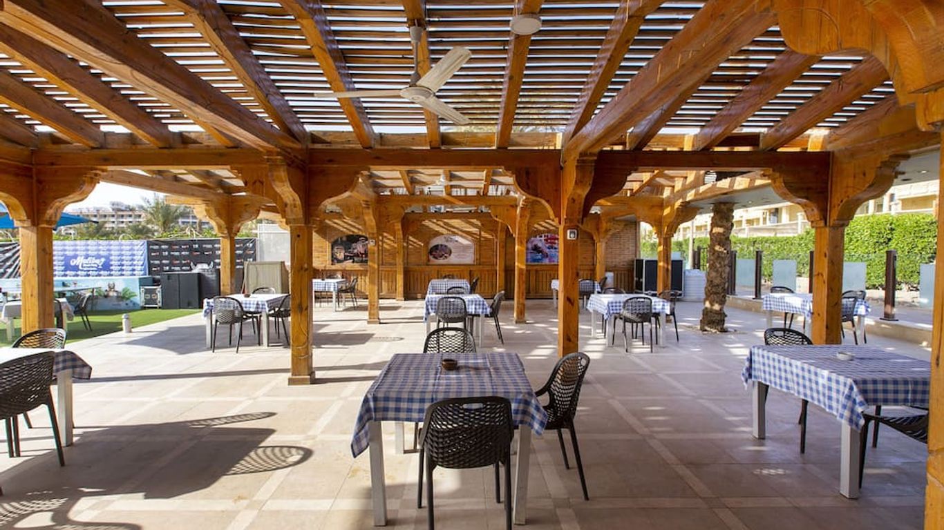 Naama Bay Hotel & Resort